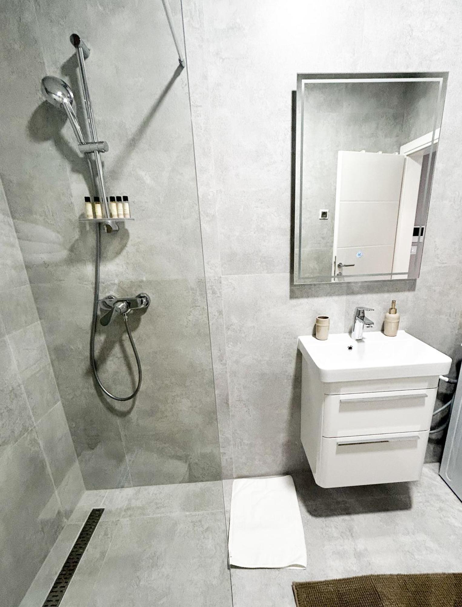 Merak2 Apartment- Free Private Parking Mostar Exterior foto